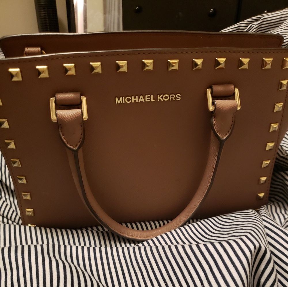 Michael Kors hand bag